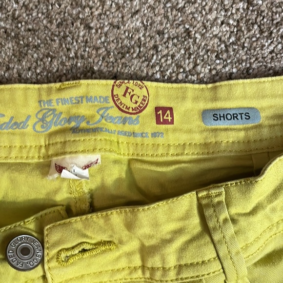 Faded glory size 14 shorts - Picture 2 of 3